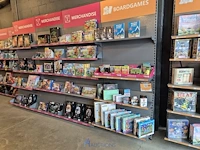 Winkelvoorraad en inrichting game mania leuven - afbeelding 47 van  368