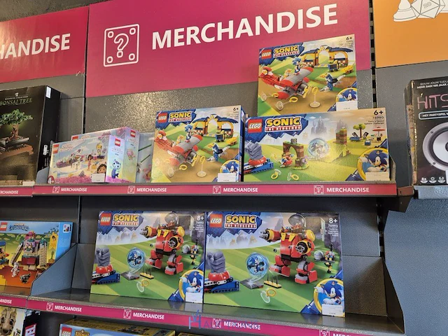 Winkelvoorraad en inrichting game mania leuven - afbeelding 53 van  368