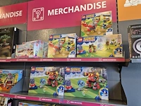 Winkelvoorraad en inrichting game mania leuven - afbeelding 53 van  368