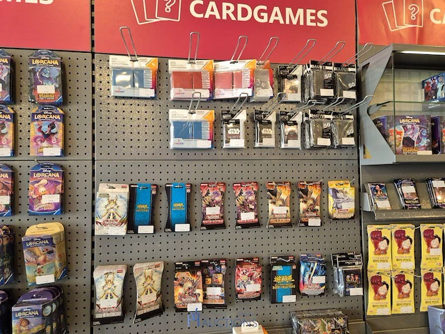 Winkelvoorraad en inrichting game mania leuven - afbeelding 57 van  368