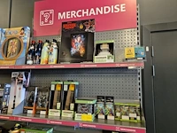 Winkelvoorraad en inrichting game mania leuven - afbeelding 93 van  368