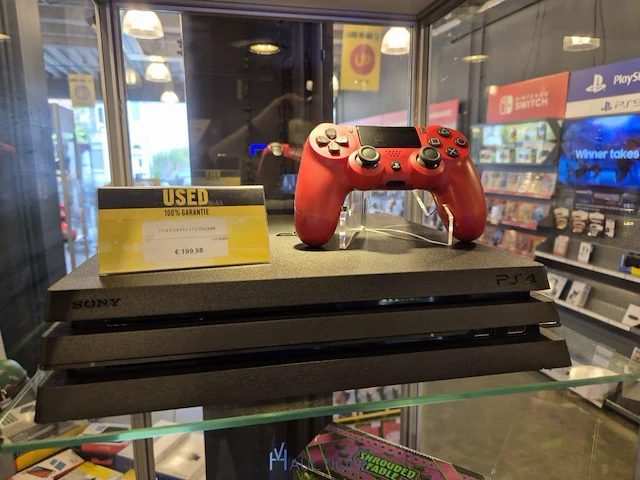 Winkelvoorraad en inrichting game mania leuven - afbeelding 118 van  368