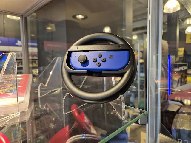 Winkelvoorraad en inrichting game mania leuven - afbeelding 128 van  368