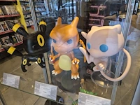 Winkelvoorraad en inrichting game mania leuven - afbeelding 133 van  368