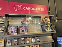 Winkelvoorraad en inrichting game mania leuven - afbeelding 124 van  368