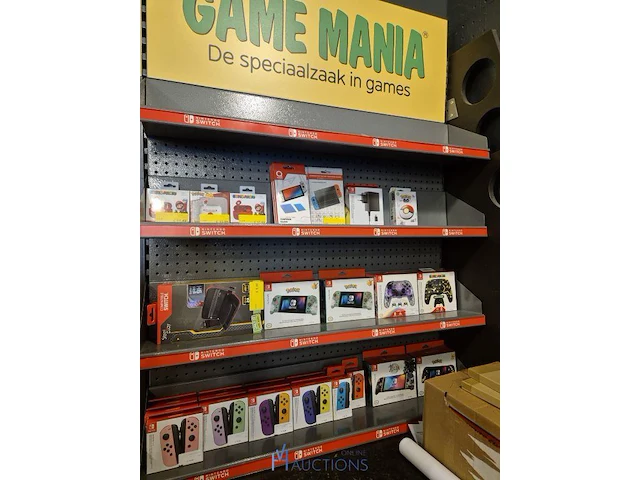 Winkelvoorraad en inrichting game mania leuven - afbeelding 145 van  368
