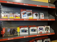 Winkelvoorraad en inrichting game mania leuven - afbeelding 145 van  368