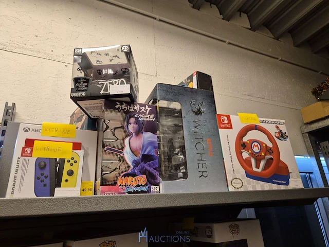 Winkelvoorraad en inrichting game mania leuven - afbeelding 182 van  368