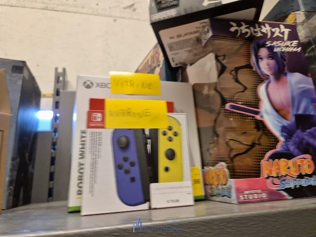 Winkelvoorraad en inrichting game mania leuven - afbeelding 183 van  368