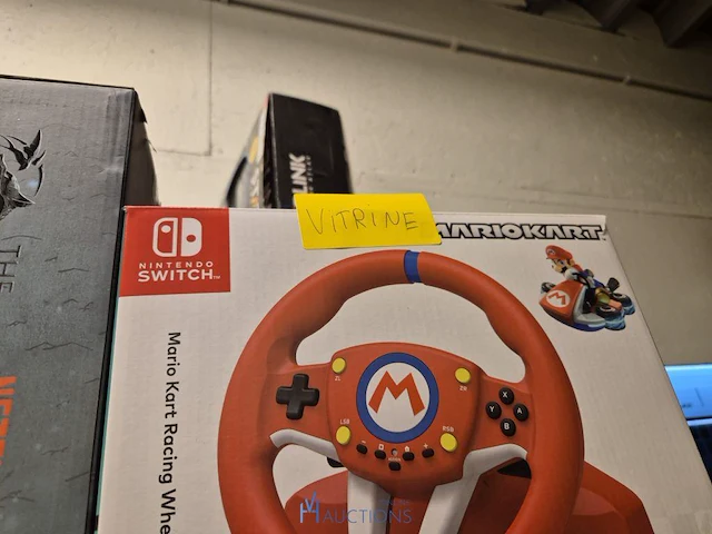 Winkelvoorraad en inrichting game mania leuven - afbeelding 184 van  368