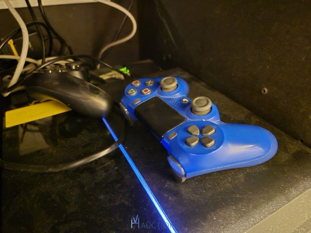 Winkelvoorraad en inrichting game mania leuven - afbeelding 218 van  368