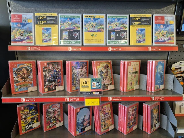 Winkelvoorraad en inrichting game mania leuven - afbeelding 268 van  368