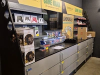 Winkelvoorraad en inrichting game mania leuven - afbeelding 287 van  368
