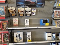 Winkelvoorraad en inrichting game mania leuven - afbeelding 290 van  368