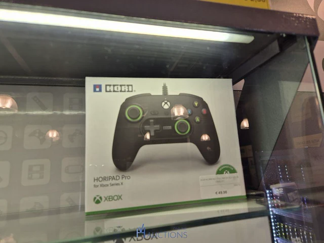 Winkelvoorraad en inrichting game mania leuven - afbeelding 313 van  368