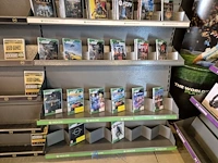 Winkelvoorraad en inrichting game mania leuven - afbeelding 320 van  368