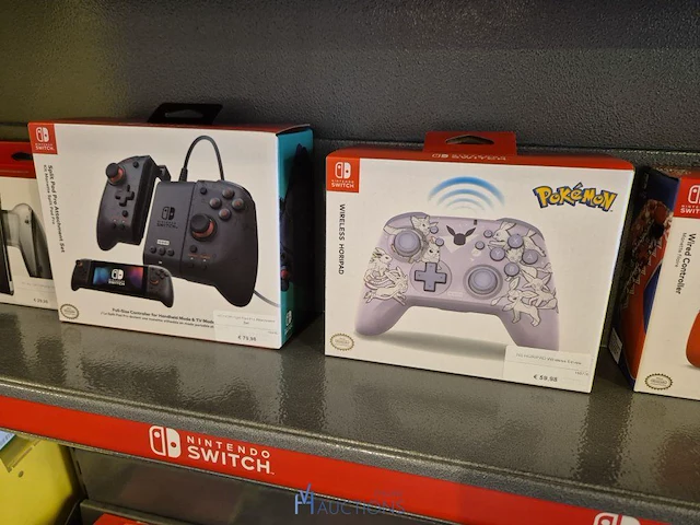 Winkelvoorraad en inrichting game mania leuven - afbeelding 335 van  368