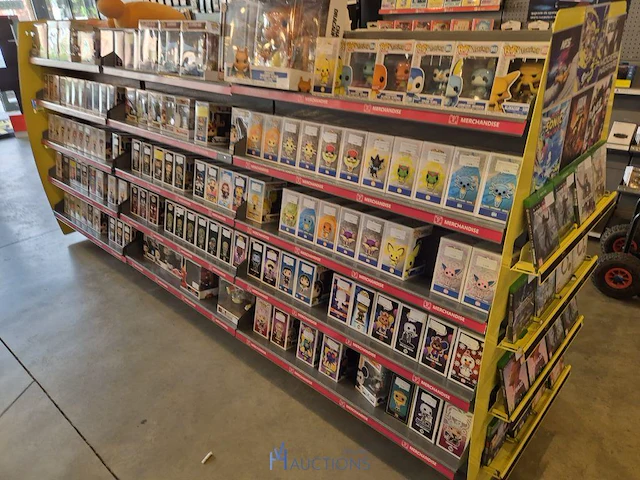 Winkelvoorraad en inrichting game mania leuven - afbeelding 340 van  368