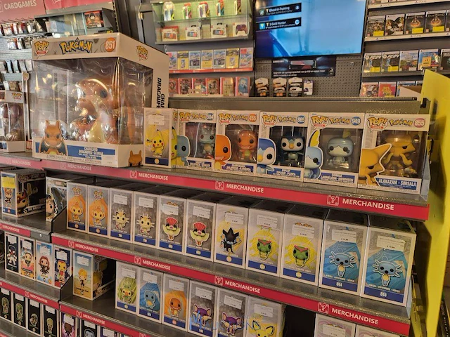 Winkelvoorraad en inrichting game mania leuven - afbeelding 341 van  368