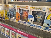 Winkelvoorraad en inrichting game mania leuven - afbeelding 344 van  368