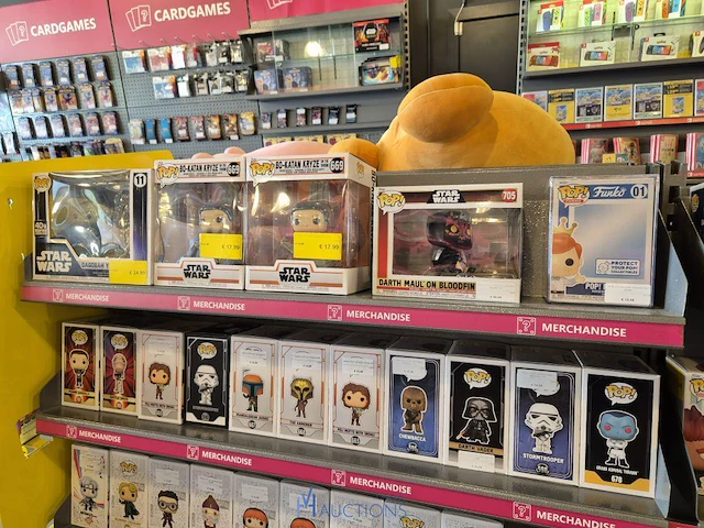 Winkelvoorraad en inrichting game mania leuven - afbeelding 350 van  368