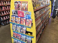 Winkelvoorraad en inrichting game mania leuven - afbeelding 355 van  368