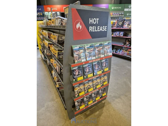 Winkelvoorraad en inrichting game mania merksem - afbeelding 4 van  467