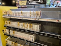 Winkelvoorraad en inrichting game mania merksem - afbeelding 9 van  467