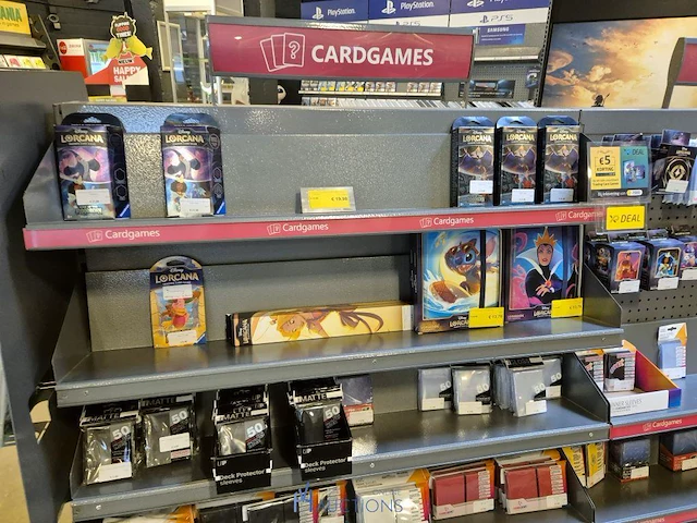 Winkelvoorraad en inrichting game mania merksem - afbeelding 20 van  467