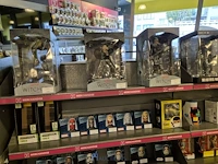 Winkelvoorraad en inrichting game mania merksem - afbeelding 46 van  467