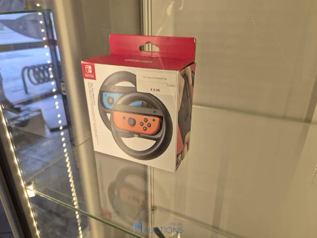 Winkelvoorraad en inrichting game mania merksem - afbeelding 64 van  467