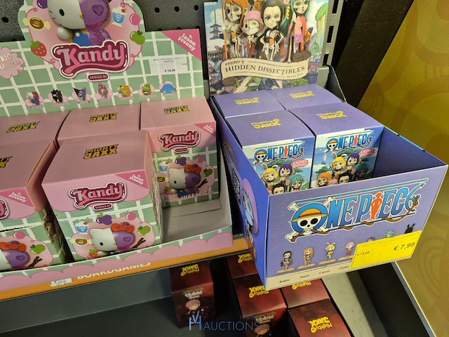 Winkelvoorraad en inrichting game mania merksem - afbeelding 87 van  467