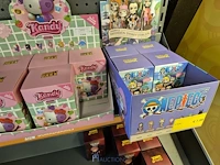 Winkelvoorraad en inrichting game mania merksem - afbeelding 87 van  467