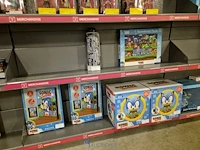 Winkelvoorraad en inrichting game mania merksem - afbeelding 79 van  467