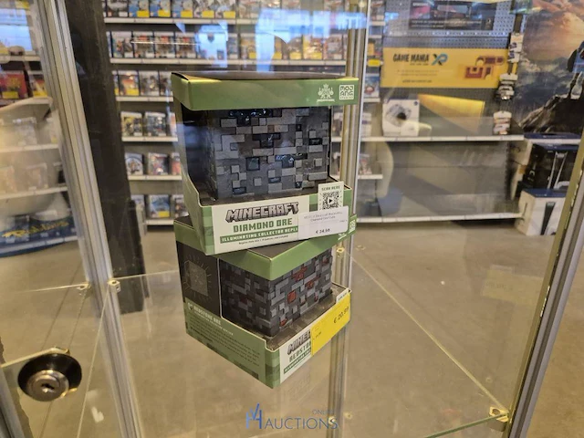 Winkelvoorraad en inrichting game mania merksem - afbeelding 110 van  467