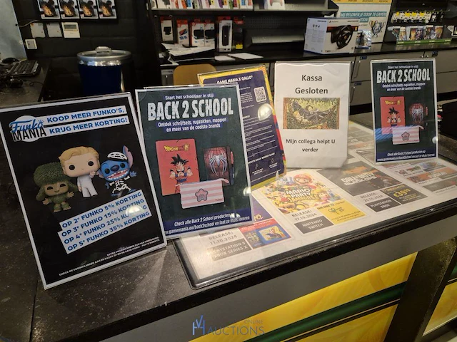 Winkelvoorraad en inrichting game mania merksem - afbeelding 120 van  467
