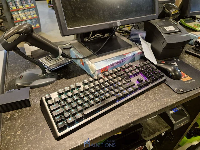 Winkelvoorraad en inrichting game mania merksem - afbeelding 132 van  467