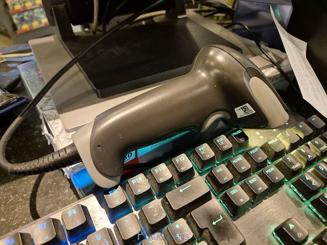 Winkelvoorraad en inrichting game mania merksem - afbeelding 133 van  467