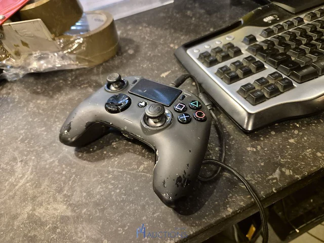 Winkelvoorraad en inrichting game mania merksem - afbeelding 147 van  467