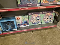Winkelvoorraad en inrichting game mania merksem - afbeelding 157 van  467