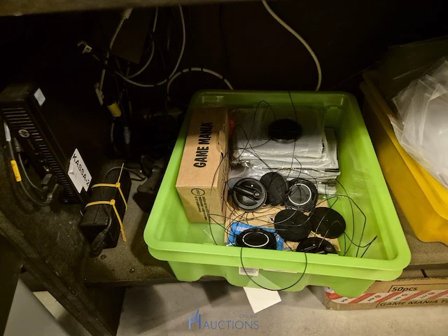 Winkelvoorraad en inrichting game mania merksem - afbeelding 177 van  467