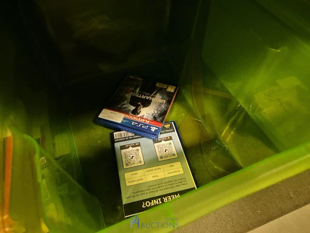 Winkelvoorraad en inrichting game mania merksem - afbeelding 192 van  467