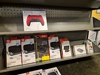 Winkelvoorraad en inrichting game mania merksem - afbeelding 213 van  467