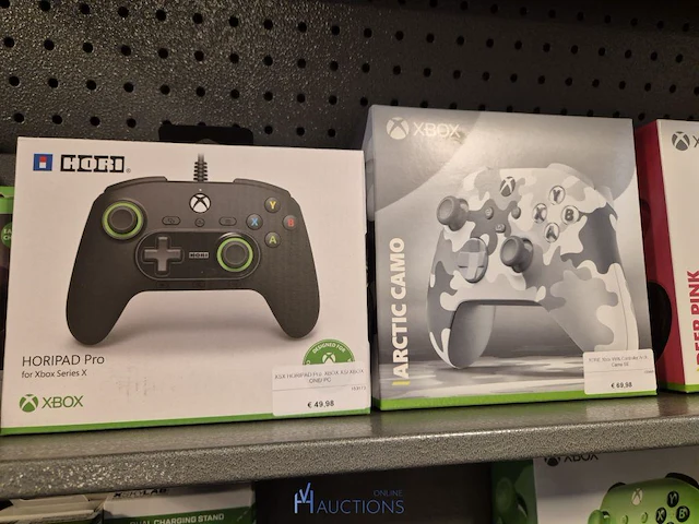 Winkelvoorraad en inrichting game mania merksem - afbeelding 229 van  467