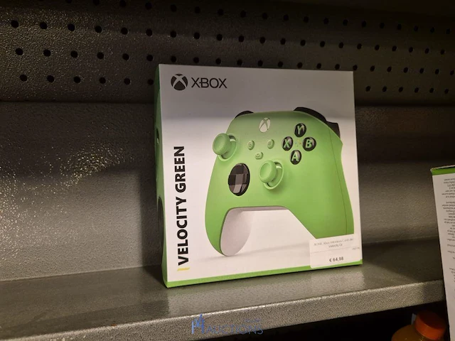 Winkelvoorraad en inrichting game mania merksem - afbeelding 231 van  467