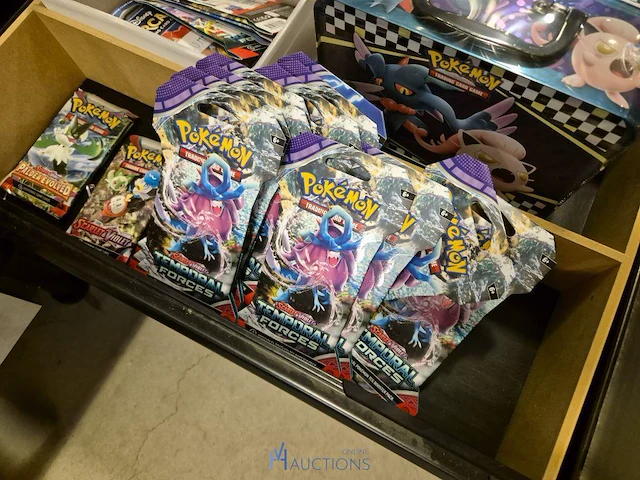 Winkelvoorraad en inrichting game mania merksem - afbeelding 252 van  467