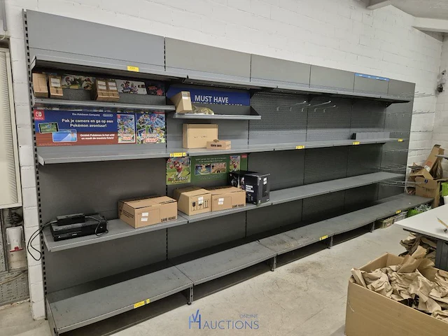 Winkelvoorraad en inrichting game mania merksem - afbeelding 317 van  467
