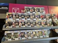 Winkelvoorraad en inrichting game mania merksem - afbeelding 357 van  467