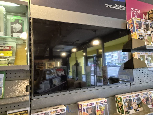 Winkelvoorraad en inrichting game mania merksem - afbeelding 410 van  467