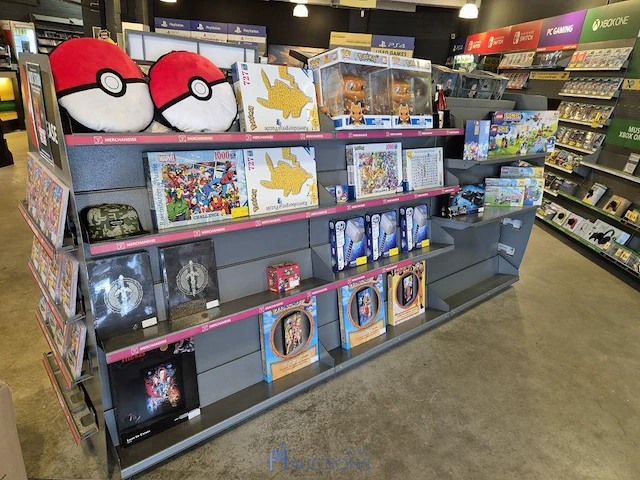 Winkelvoorraad en inrichting game mania merksem - afbeelding 424 van  467